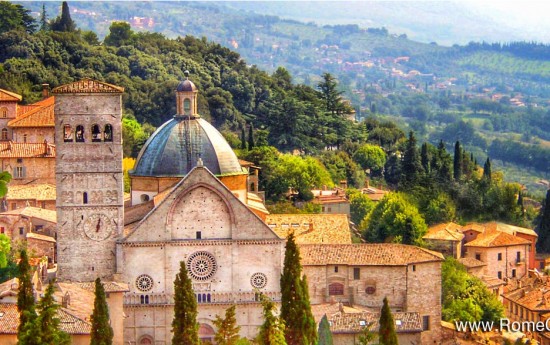 RomeCabs Private Assisi Tours from Rome in limo Umbria countryside