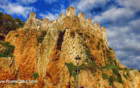 Countryside Tour from Civitavecchia to Rome in limo - Ceri medieval village