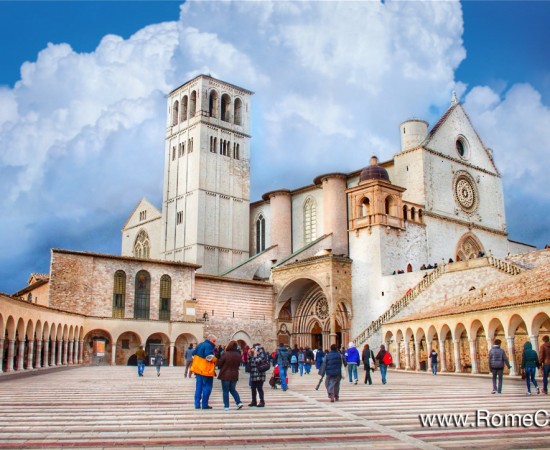 The Best Famous Churches in Assisi, Italy
