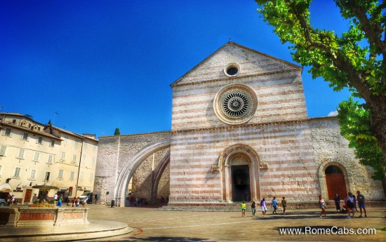 Sightseeing Transfer from Rome to Florence with Assisi Tour of Basilica of Saint Claire