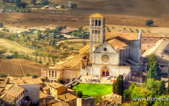 Sightseeing Transfer from Florence to Rome in limo with stop in Assisi  - Saint Francis basilica