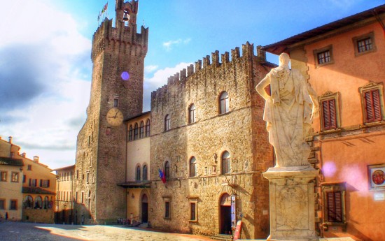 Day tours from Rome to Cortona and Arezzo Tuscany Tour  - San Donato Square