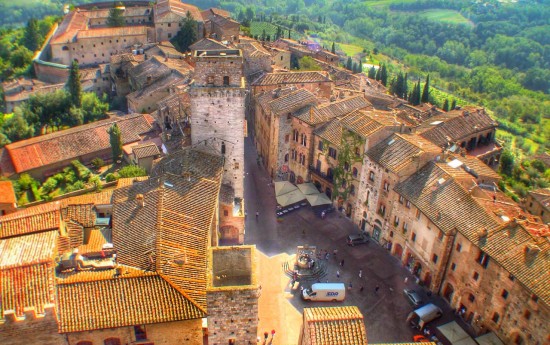 Sightseeng Transfer Rome / Florence Transfer with visit to Siena and San Gimignano