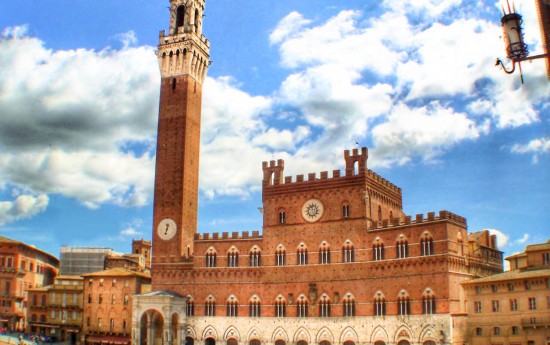 RomeCabs Transfer from Rome to Florence with tours in San Gimignano and Siena - Piazza del Campo