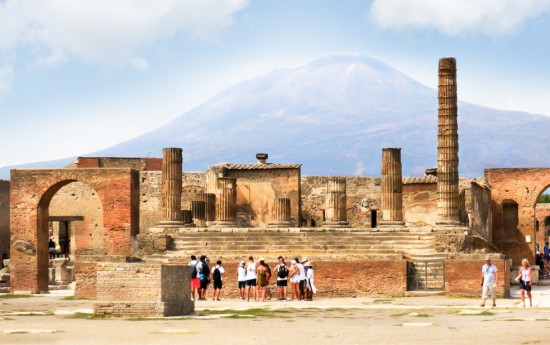 RomeCabs Sightseeing Transfer from Rome to Sorrento Amalfi Coast with stop in Pompeii