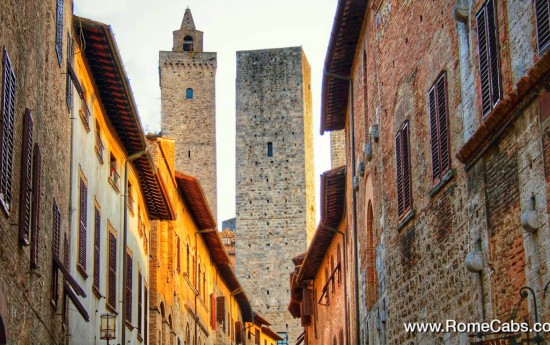 RomeCabs Transfers from Florence to Rome in limo tour in Siena San Gimignano medieval towers