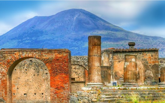Private shore excursions to  Sorrento and Pompeii ruins