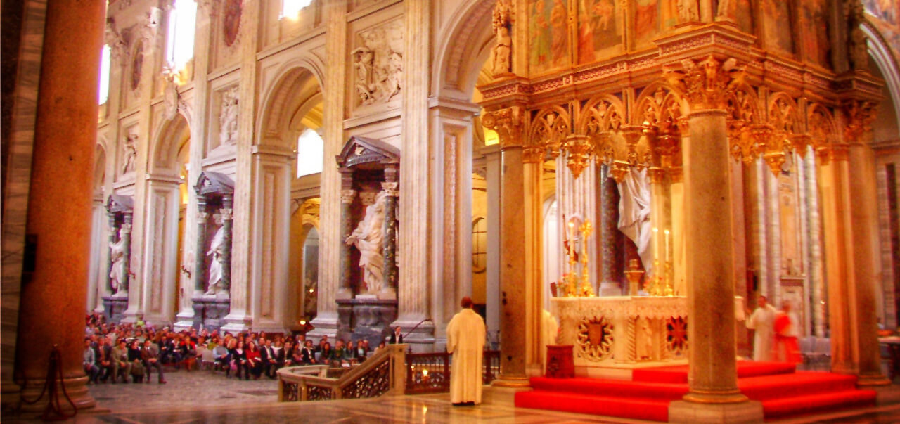 Top fun things to do in Rome attend mass saint john in lateran church in Rome limo tours