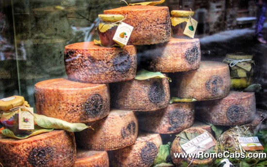 Tuscany Pecorino di Pienza cheese tasting tours from Rome 