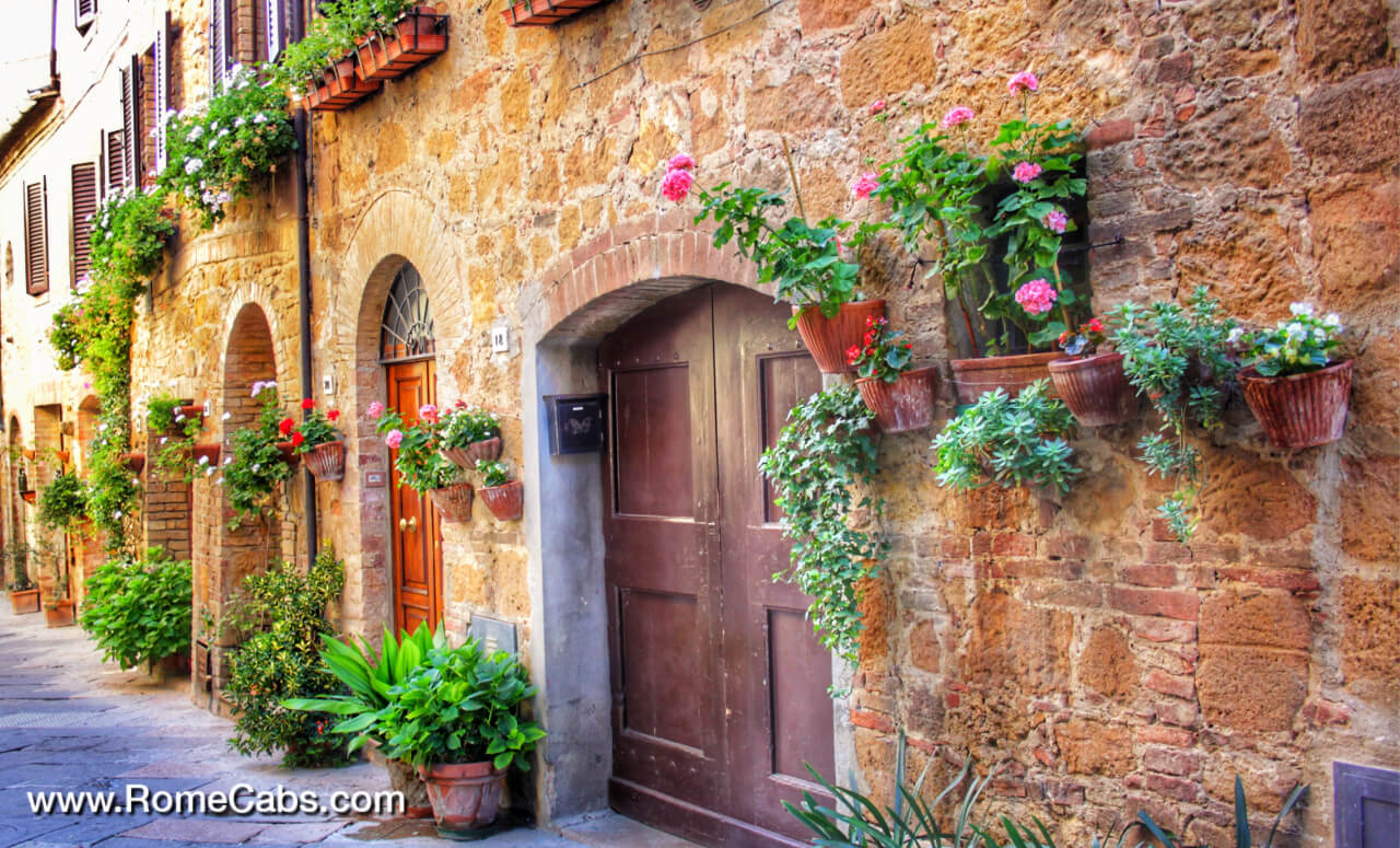 Pienza romantic villages in Tuscany you can visit from Rome tours to Tuscany RomeCabs