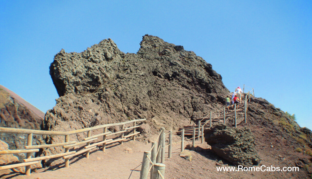 tours to Mount Vesuvius from Rome