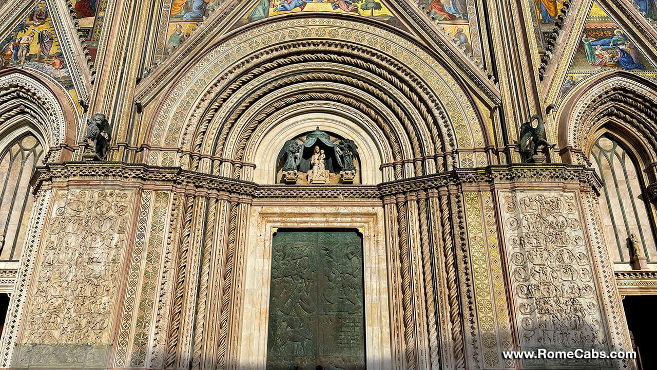 Duomo of Orvieto Cathedral facade_Day trips from Rome to Orvieto