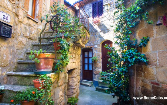 Tuscany Tours from Rome to Pitigliano and Sovana