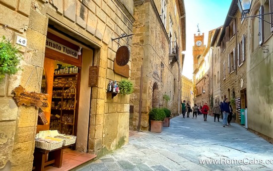 Pienza charming vilallages in Tuscany tour