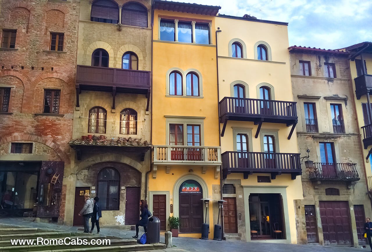 Piazza Grande What to see and do in Arezzo on a tour from Rome