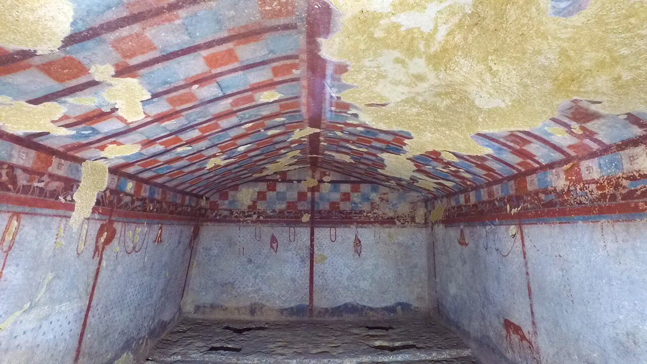 Tomb of the Hunter Ancient Etruscan painted tombs in Tarquinia guided tours