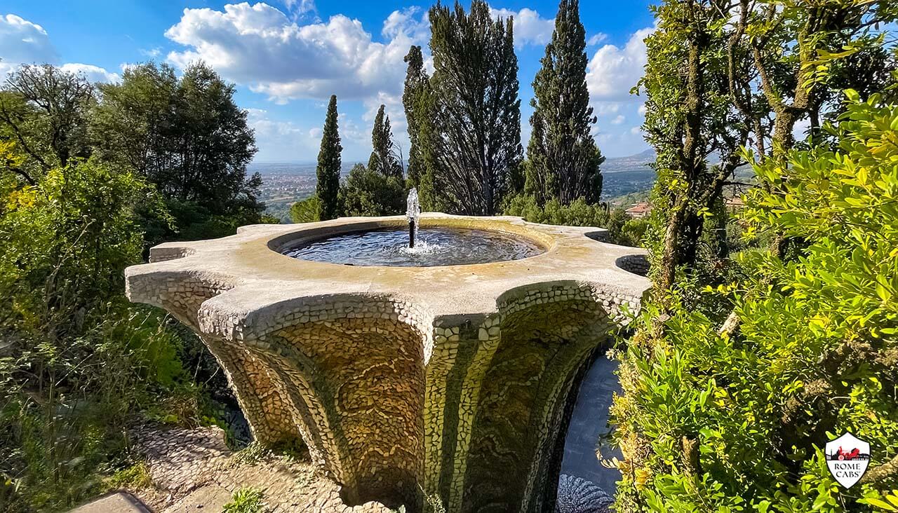 FOUNTAIN OF THE BIG GLASS Fontana del Biccherone Best things to see in Villa d'Este Tivoli tours from Rome