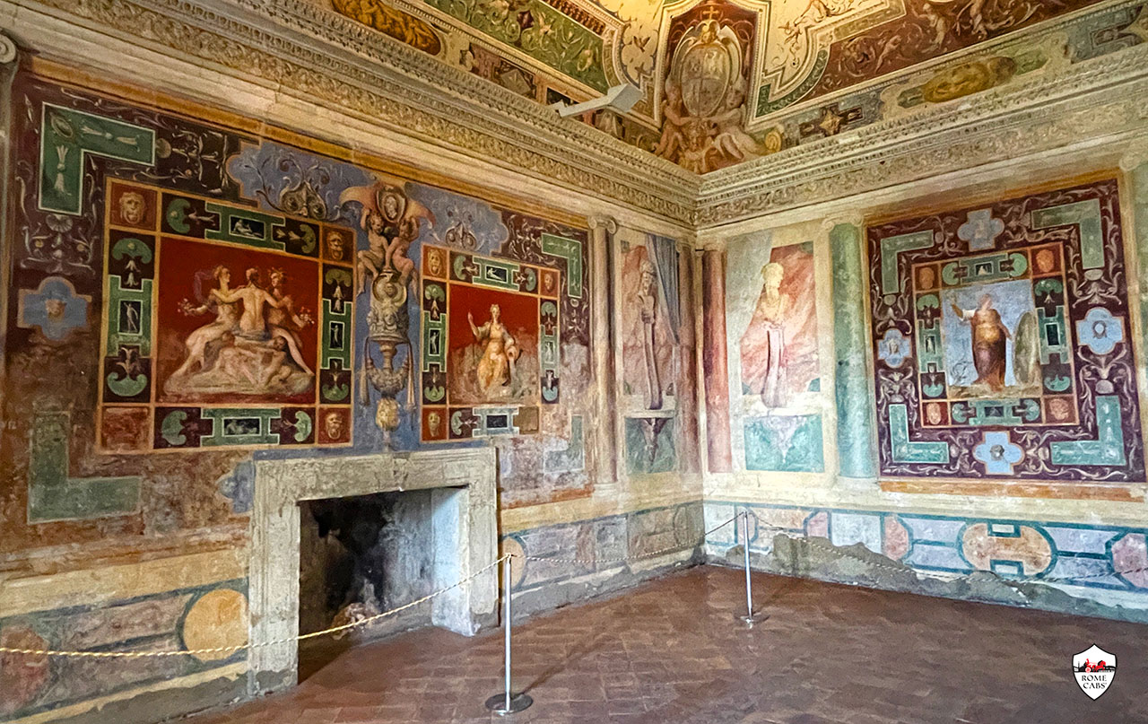 Hall of Nobility Villa d'Este Tivoli Day Tours from Rome Civitavecchia post cruise tour