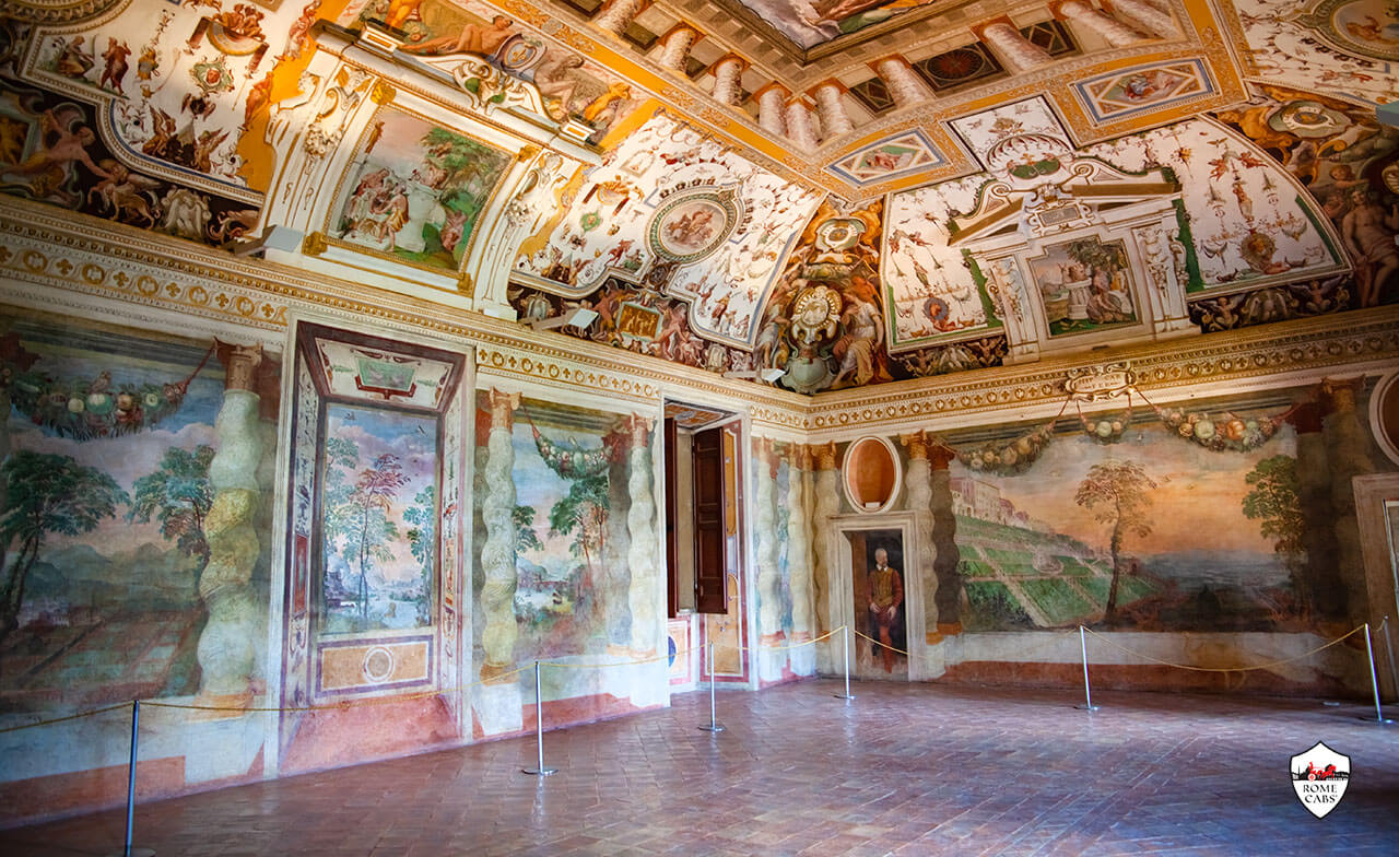 Salon of the Fountain Villa d'Este Guided Tour from Rome