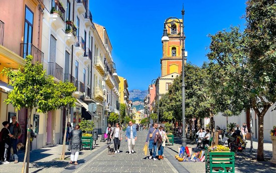 Day Trips from Rome to Sorrento and Positano with RomeCabs
