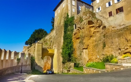 Timeless Italy: Best Cruise Ship Excursions from Civitavecchia to Ostia Antica Ceri Bracciano - RomeCabs private tours