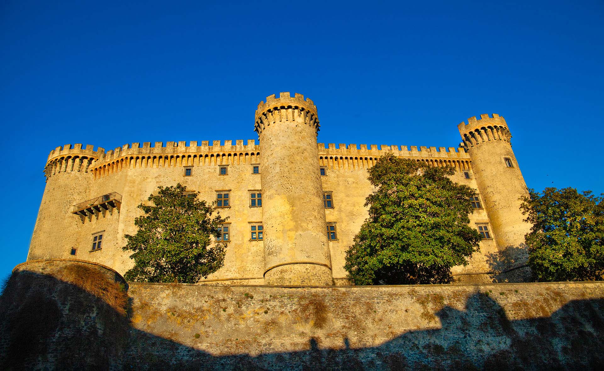 Timeless Italy Tour toOstia Antica, Ceri, Bracciano Castle Private Excursion from Civitavecchia RomeCabs
